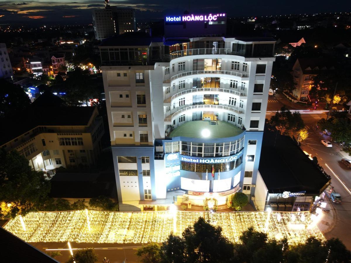 Hoang Loc Hotel Буонметхуот Екстер'єр фото